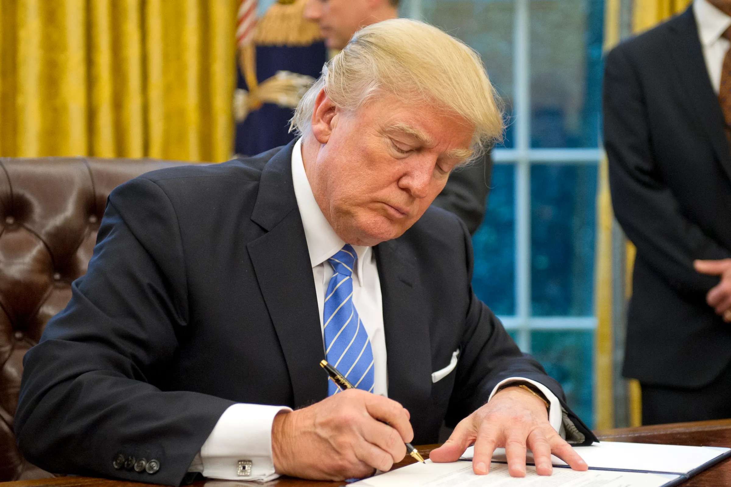 Trump’tan çelik tarifelerine yeni hamle
