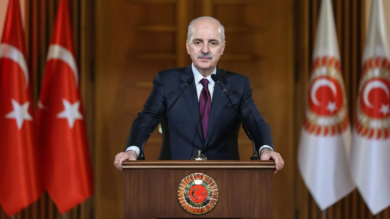 numan-kurtulmusaa-2341056