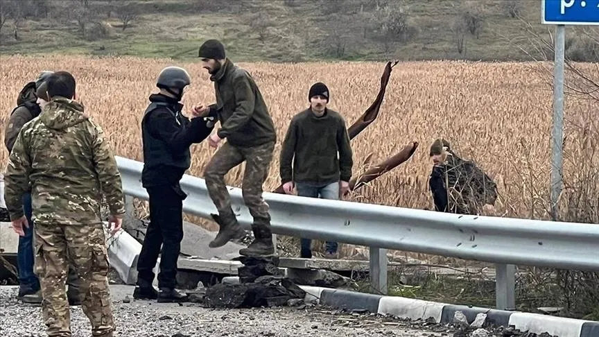 Taraflar karşılıklı olarak esir askerleri bırakacak