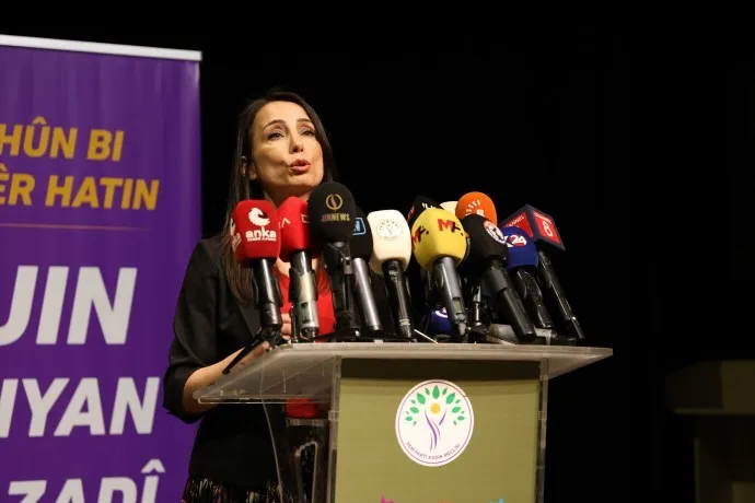 Tülay Hatimoğulları Diyarbakır’da konuştu
