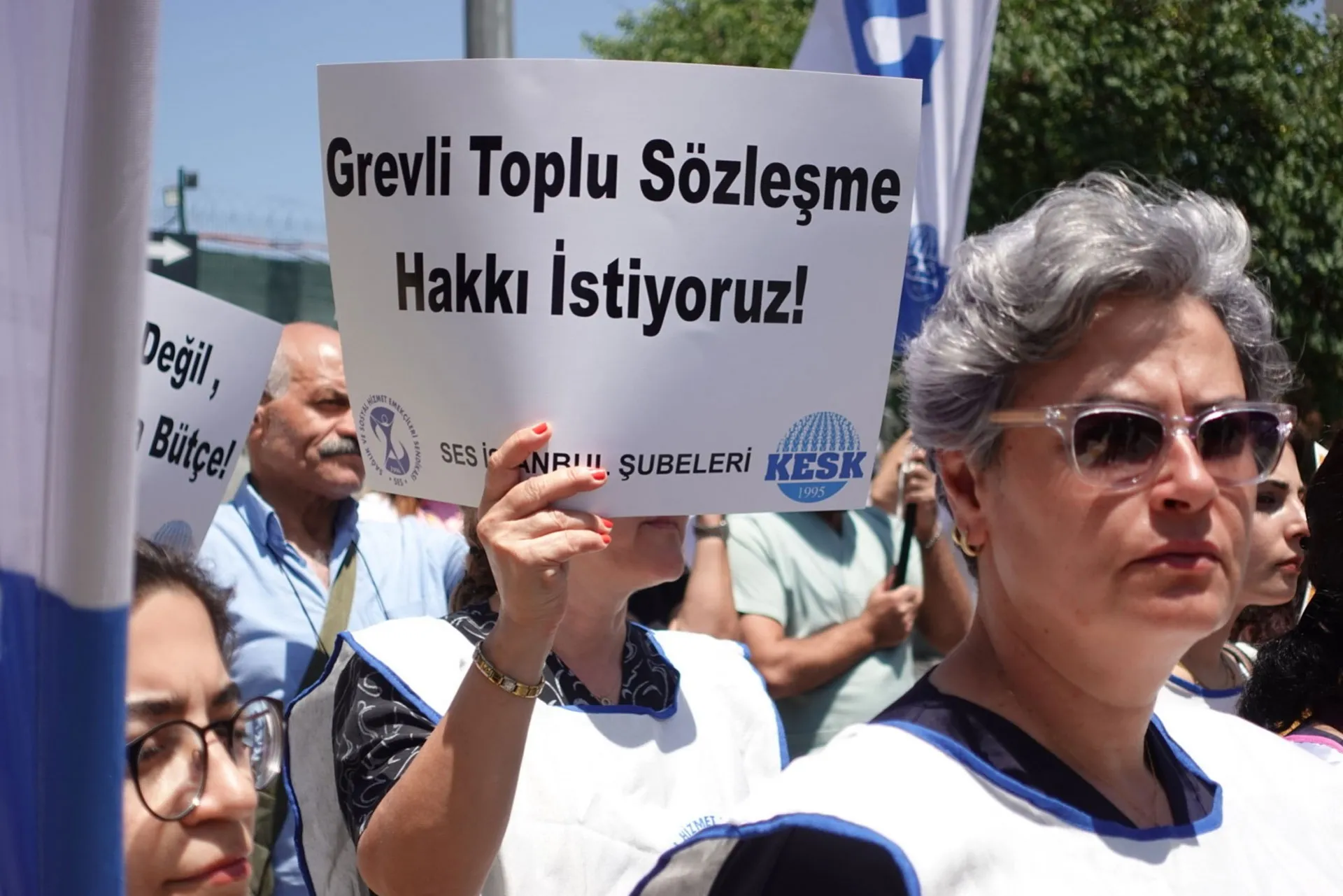 Kamu emekçileri sokaktaydı