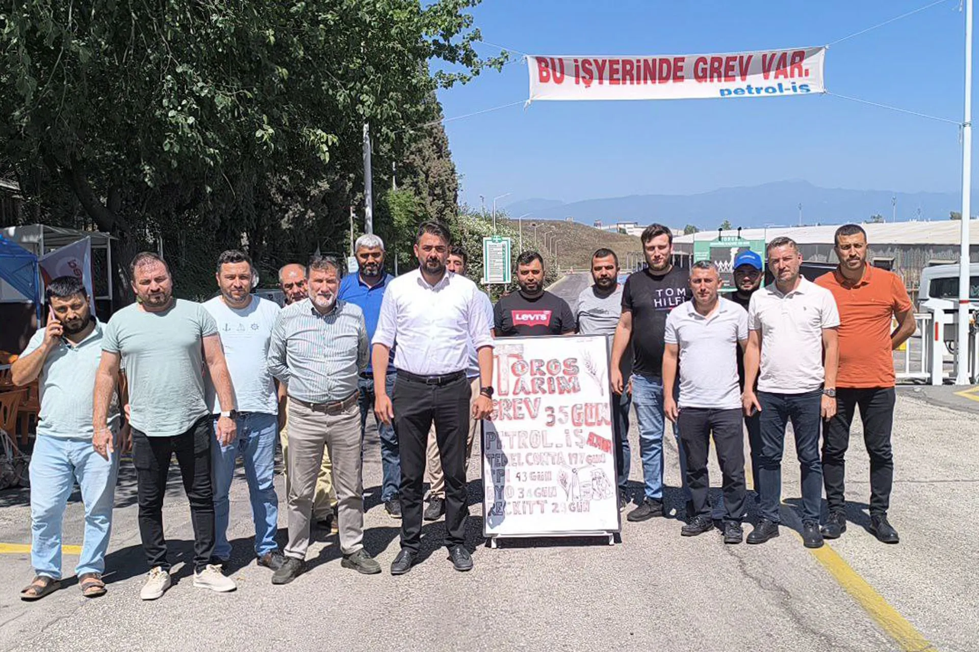 213 işçi 35 gündür grevde