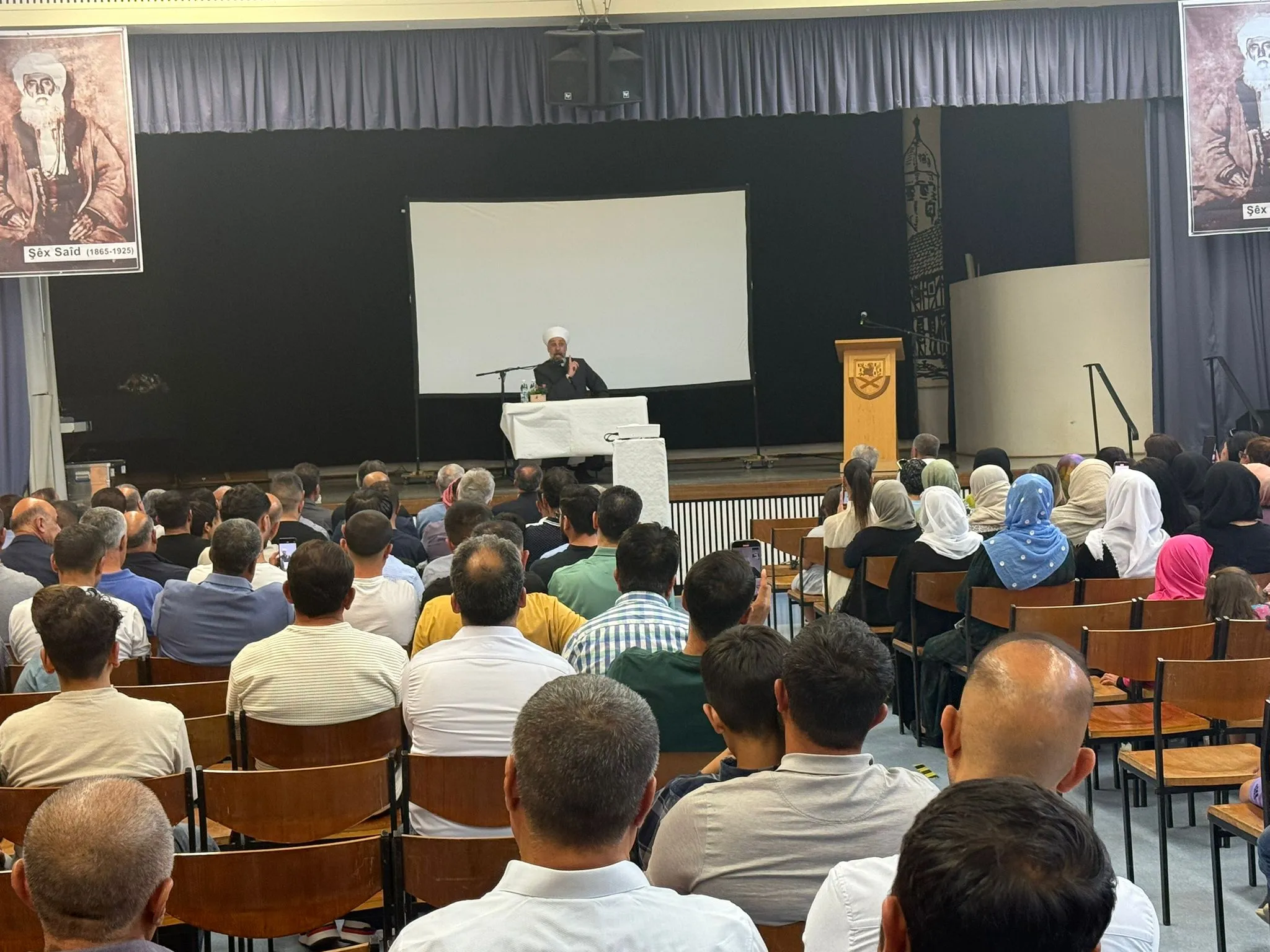 Şêx Murşid El Xeznewî panelde konuştu