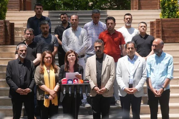 Üç çocuk ve anneleri hayatını kaybetmişti