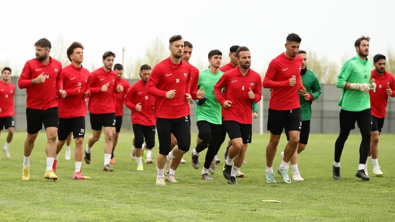 diyarbekirspor-yeni-hocasiyla-ilk-maci-liderle