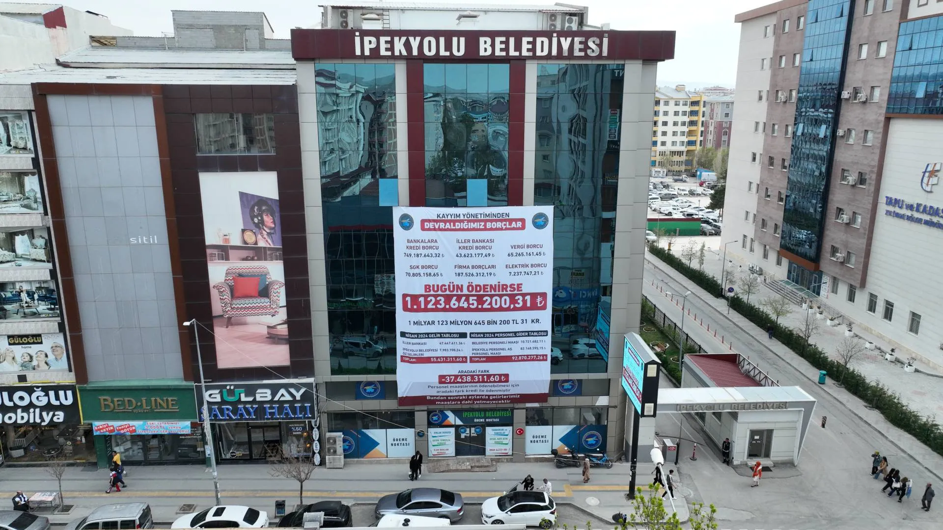 Eş başkan sağlık sorunları nedeniyle istifa etmişti