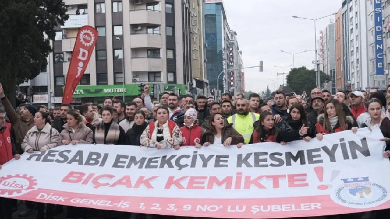 İşçiler geri adım atmıyor