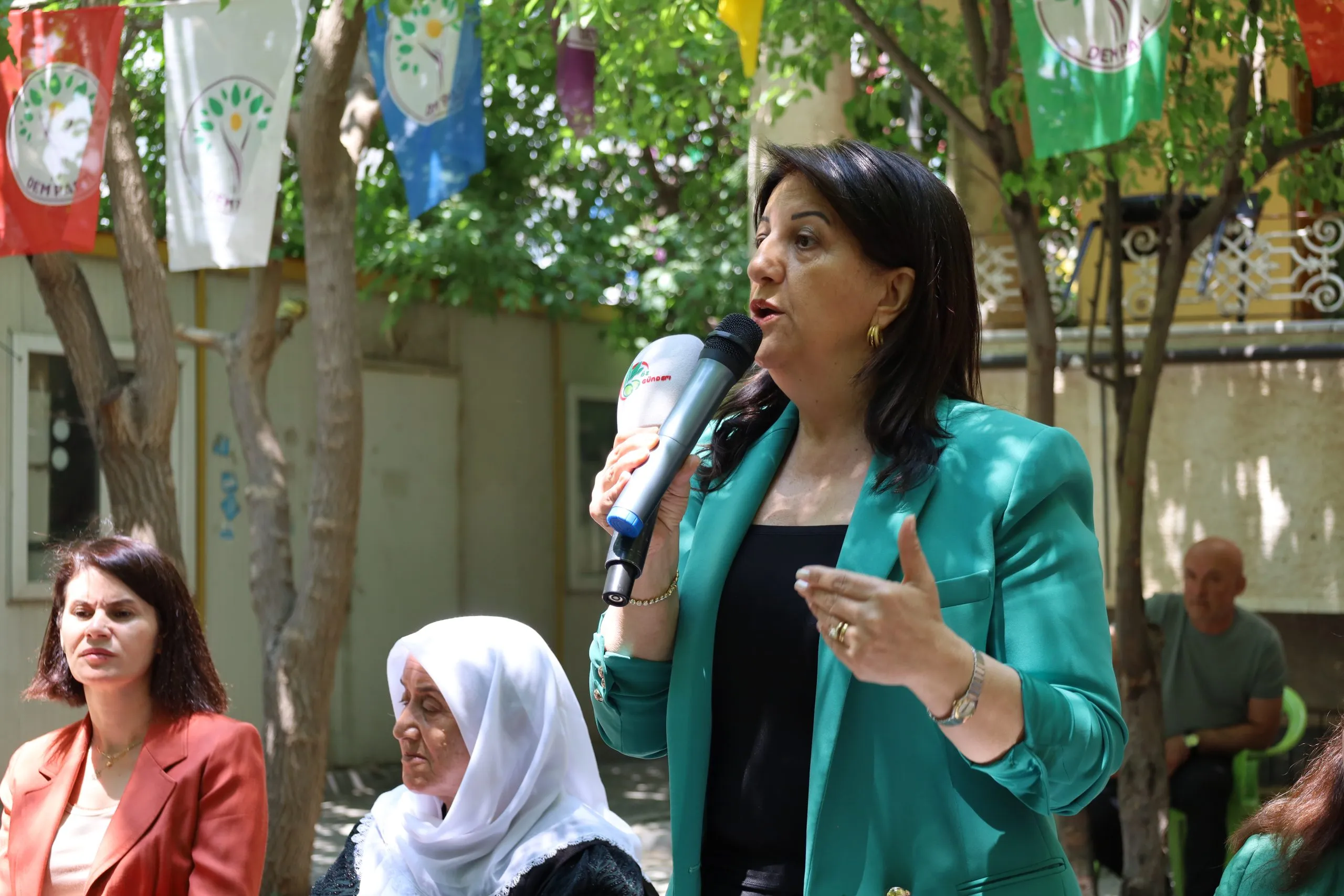 Pervin Buldan: