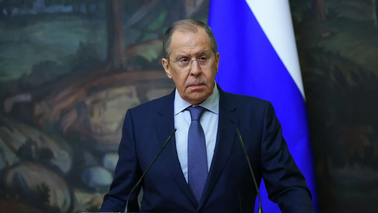 Lavrov’dan İran’a nükleer iş birliği teklifi