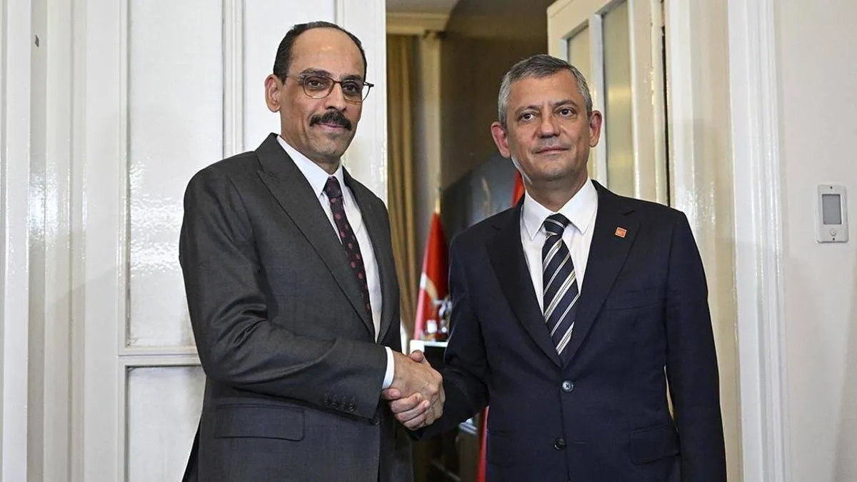 Kalın’ın siyasi parti temasları sürüyor