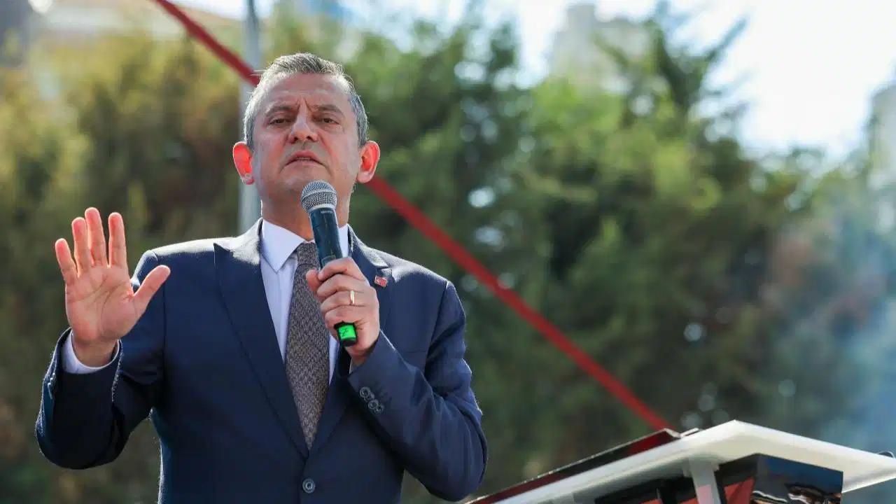CHP Lideri Özel’den İzBB tepkisi: Algı operasyonu l