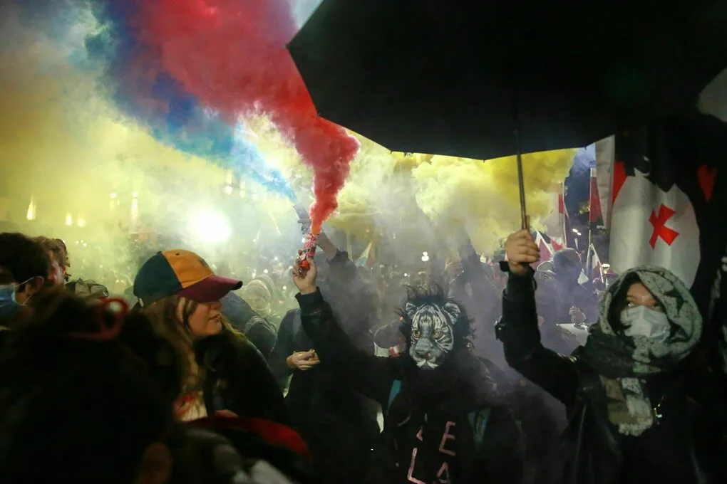 Tiflis sokaklarında herkes izleniyor