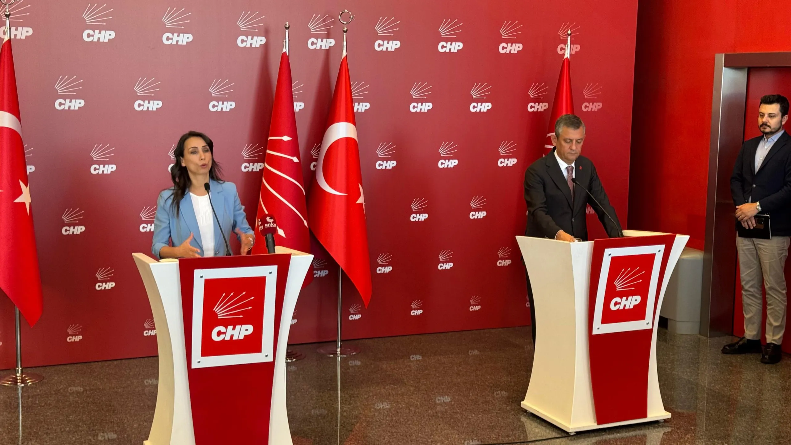 DEM Parti’den CHP’ye ziyaret