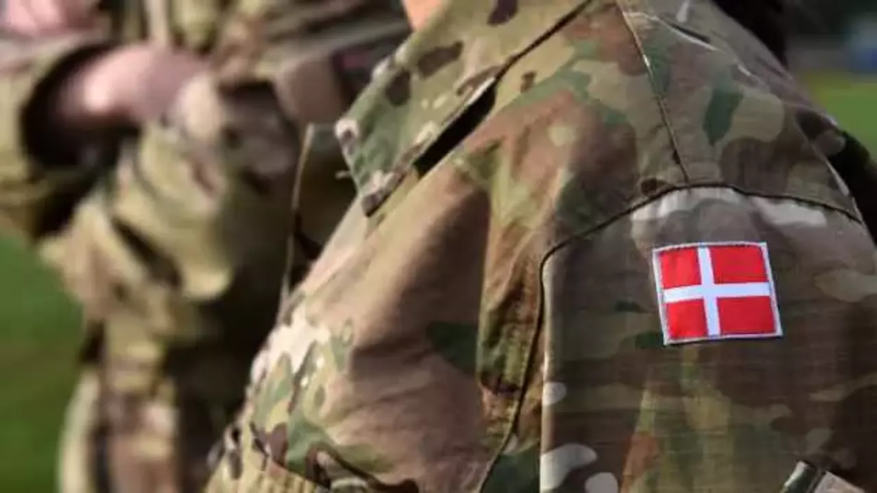 Danimarka’da zorunlu askerlik 11 aya çıktı l
