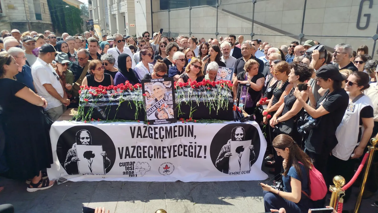 ‘Vazgeçmedin, vazgeçmeyeceğiz’