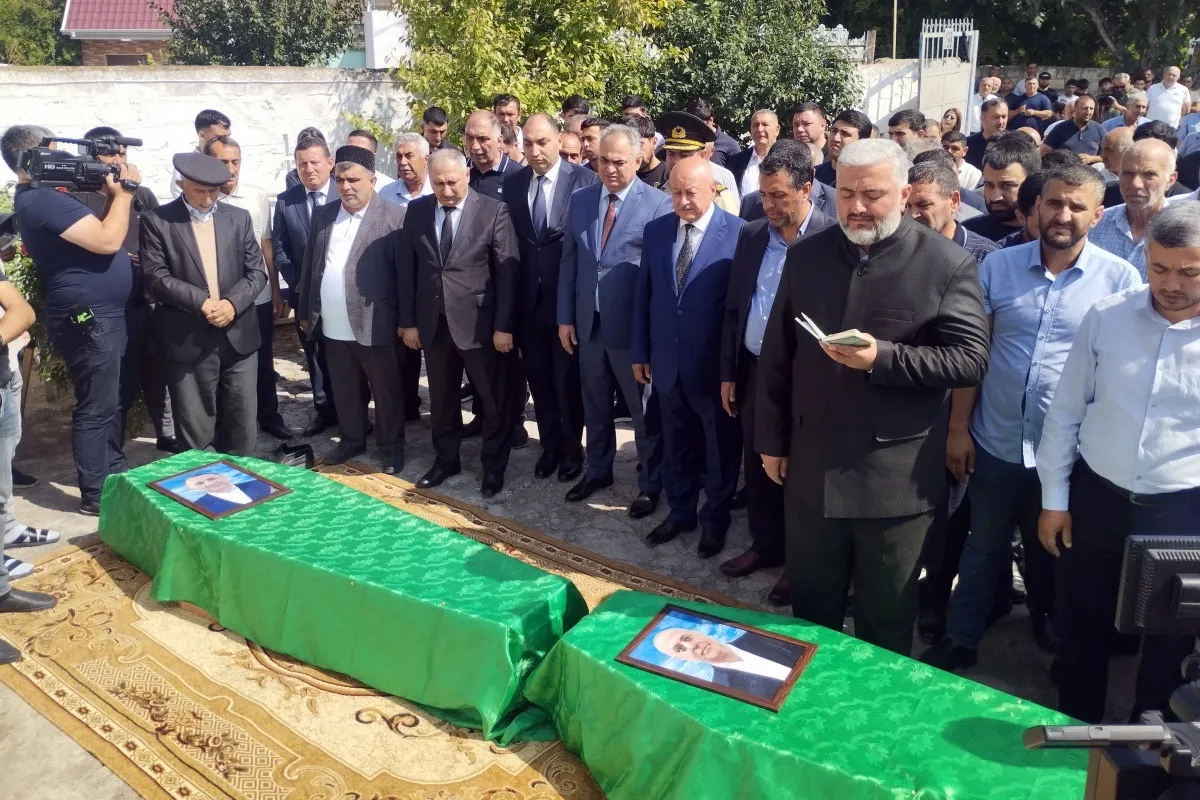 Bakü ve Moskova’dan karşılıklı notalar
