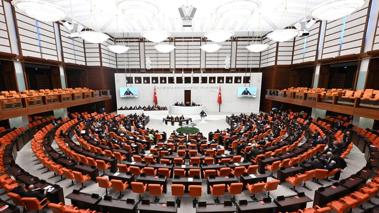 Meclis komisyonu netleşiyor