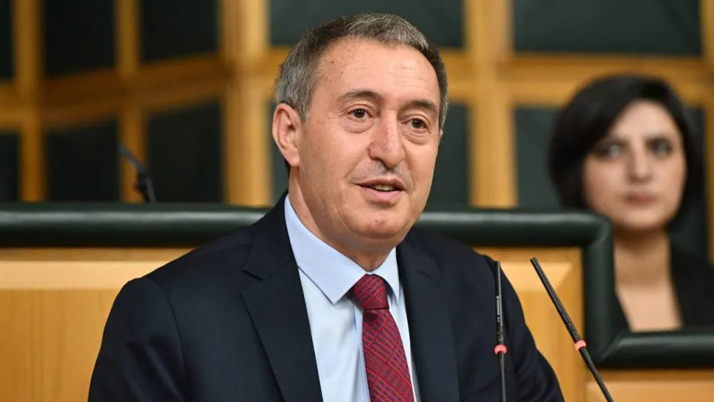 tuncer-bakirhan-bu-surec-basarili-da-olsa-biz-muhalefet-kimligimizi-koruyacagiz