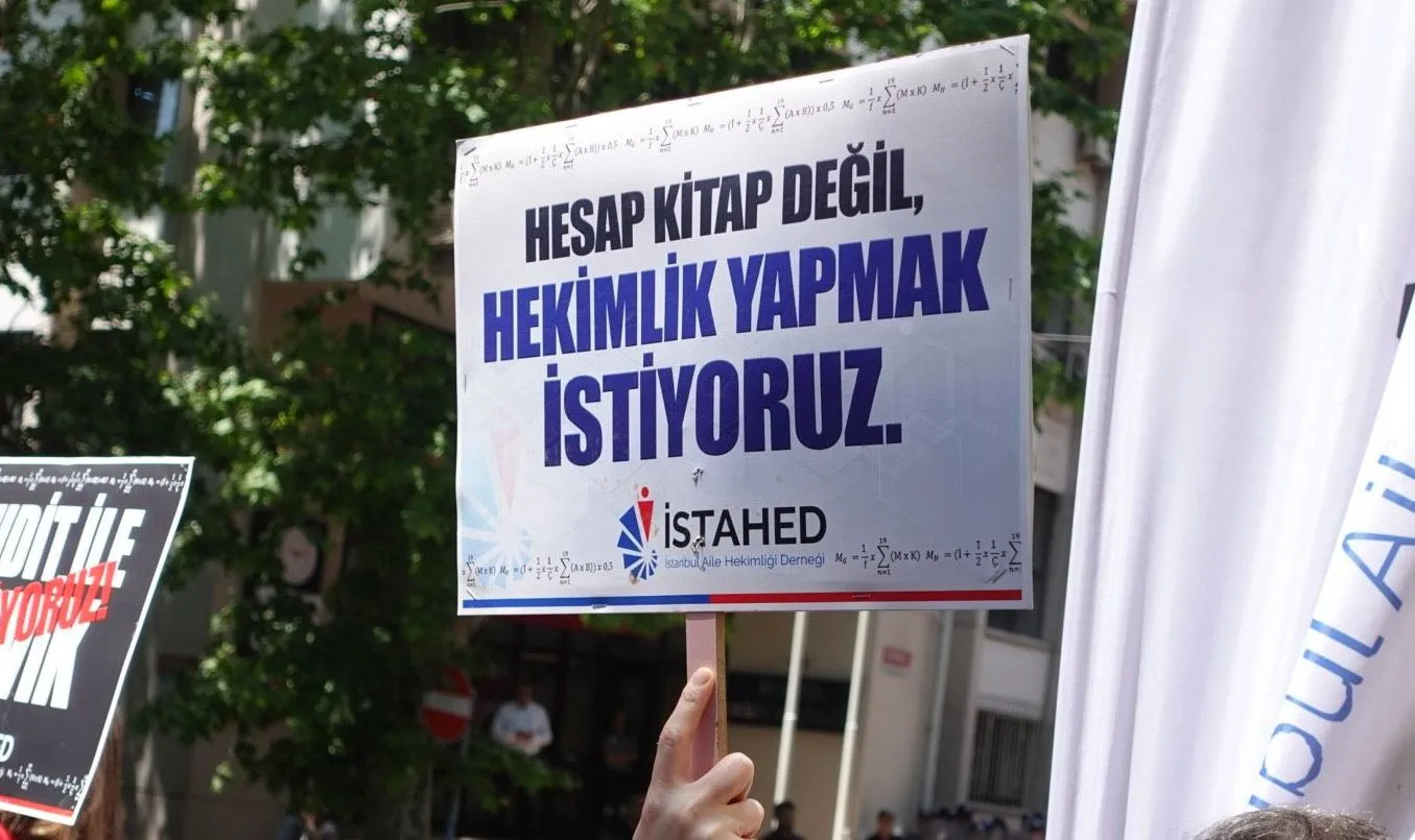 Aile hekimlerinden maaş tepkisi