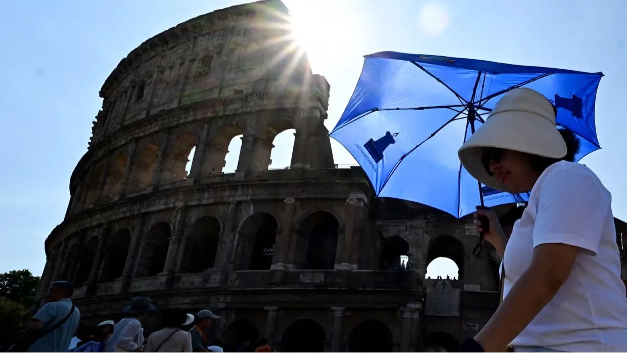 Roma’da turist rehberi sıcakta yaşamını yitirdi