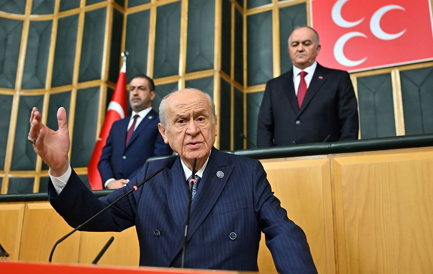Bahçeli’den komisyon açıklaması