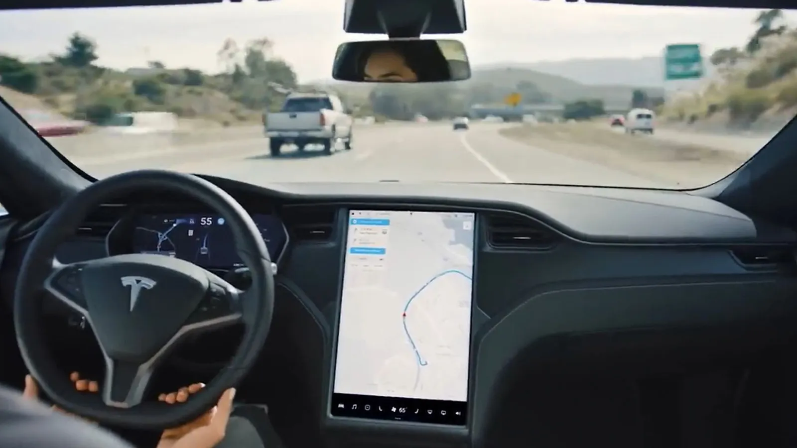 Tesla’ya 243 milyon dolarlık ceza