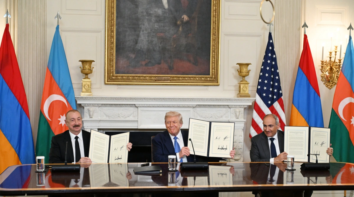Trump, Aliyev ve Paşinyan imzalamıştı