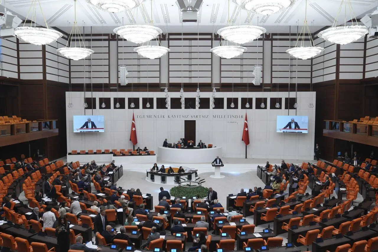 Kurtulmuş partilerin temsilcileriyle görüştü