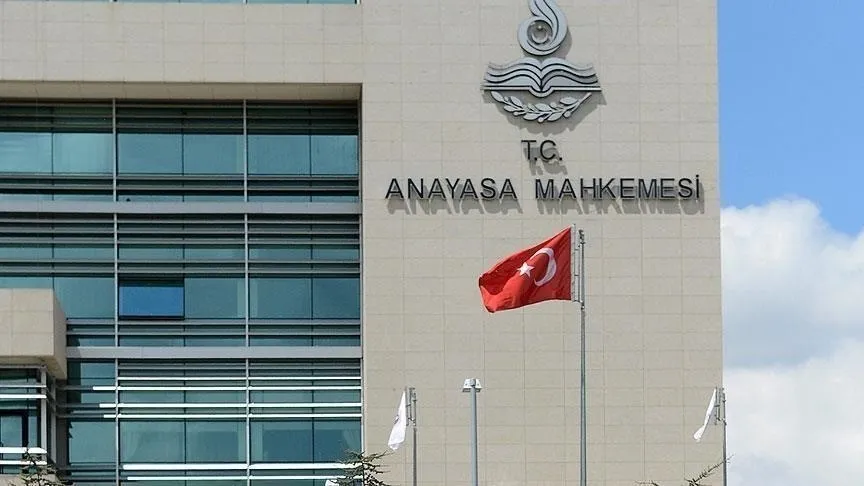 “Anayasa’ya aykırı”