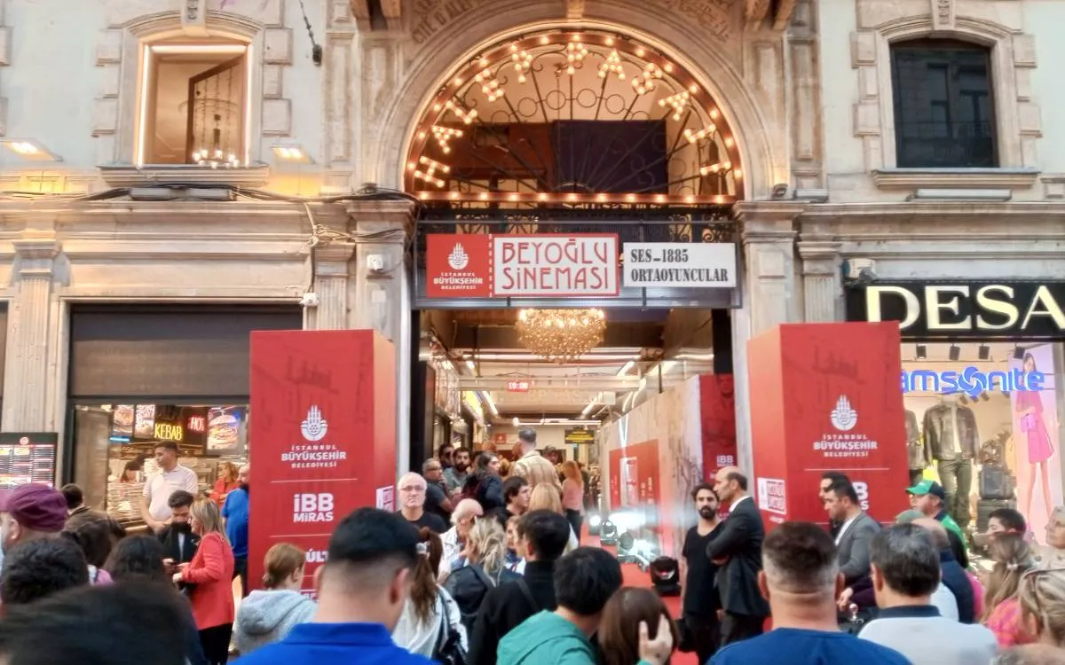 Beyoğlu’nda Yaz sinema keyfi