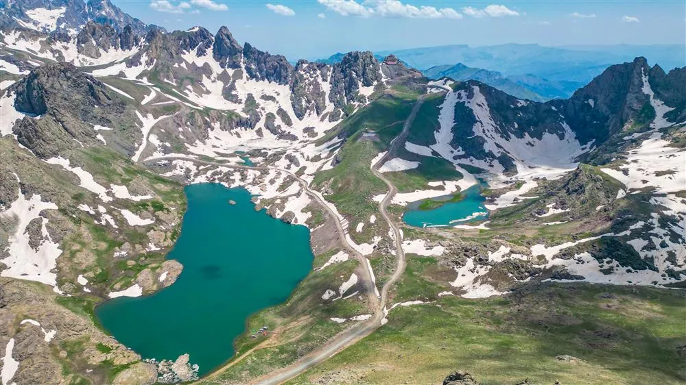 Cilo Dağı ve Sat Buzul Gölleri