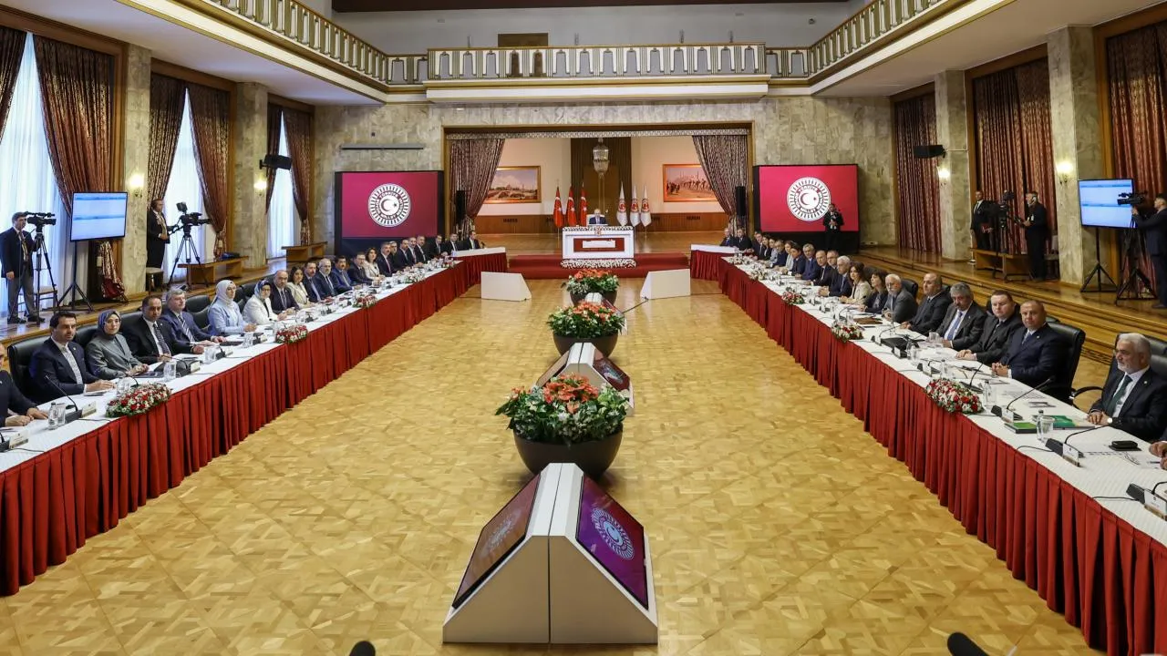 Komisyonun üçüncü toplantısı başladı