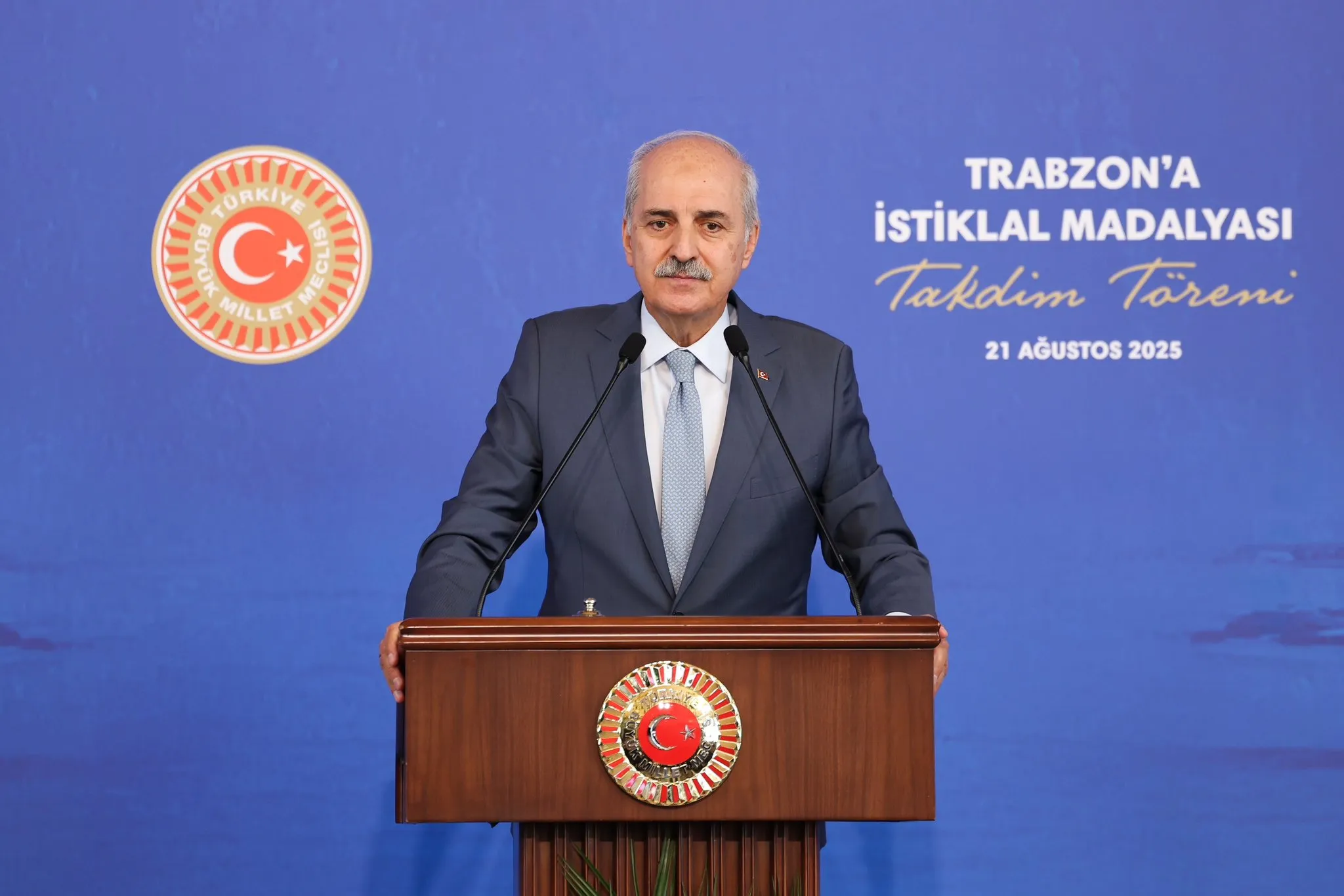 Kürtçe konuşmasına engel olduğu Barış Annesi’nin sözünü kullandı