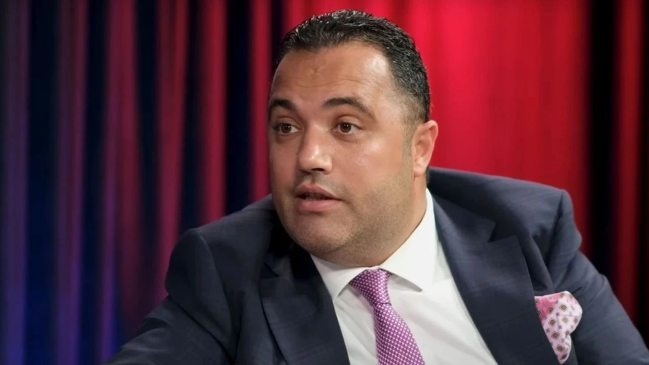 “Rüşvete aracılık etmek” suçlamasıyla