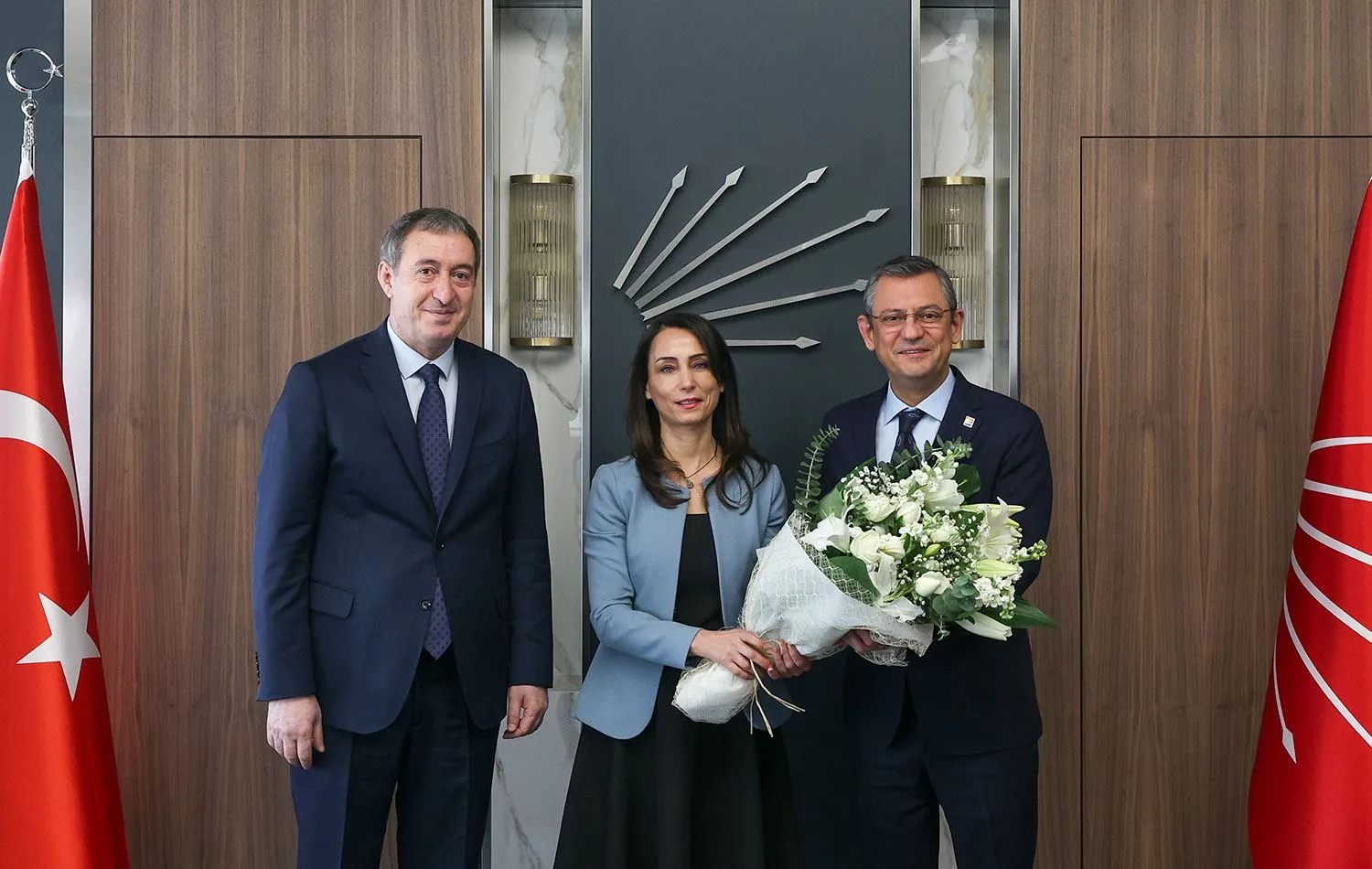 CHP’ye yönelik yargı müdahaleleri