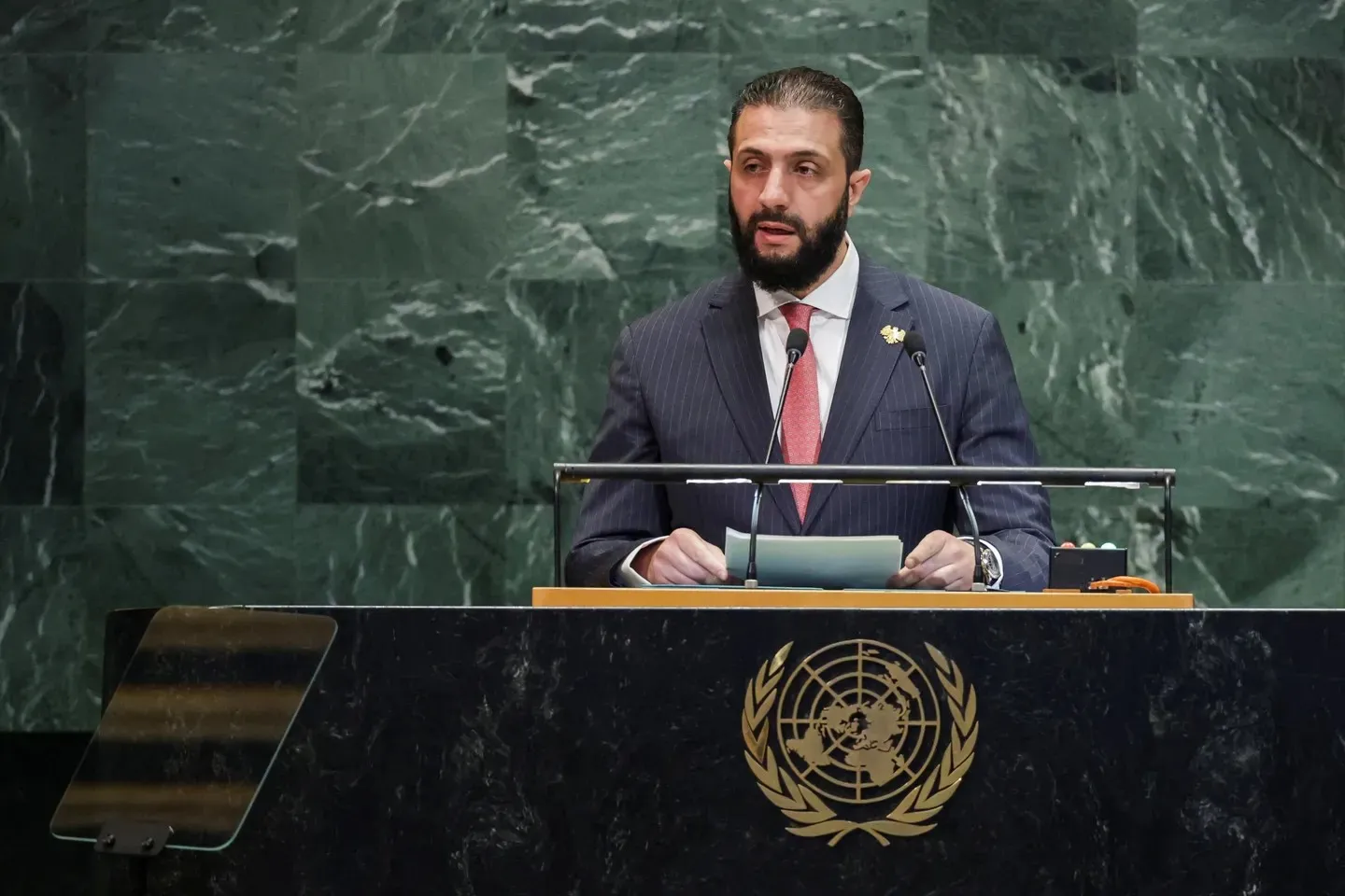 BM Genel Kurulu’nda ‘boş’ salona konuştu