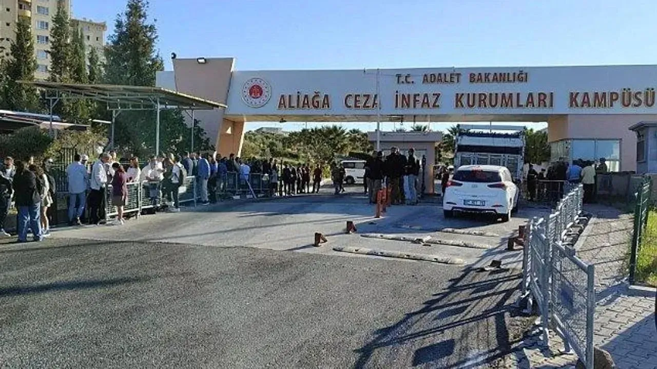 İZBETON davasında ara karar