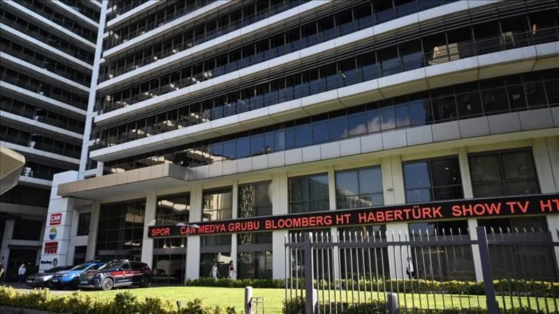 26 kişi gözaltında