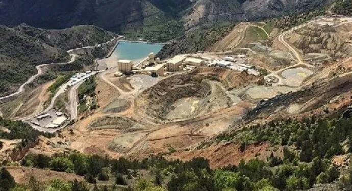Maden kuşatması