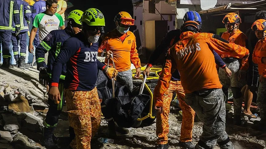 Filipinler’de 6,9 büyüklüğündeki deprem