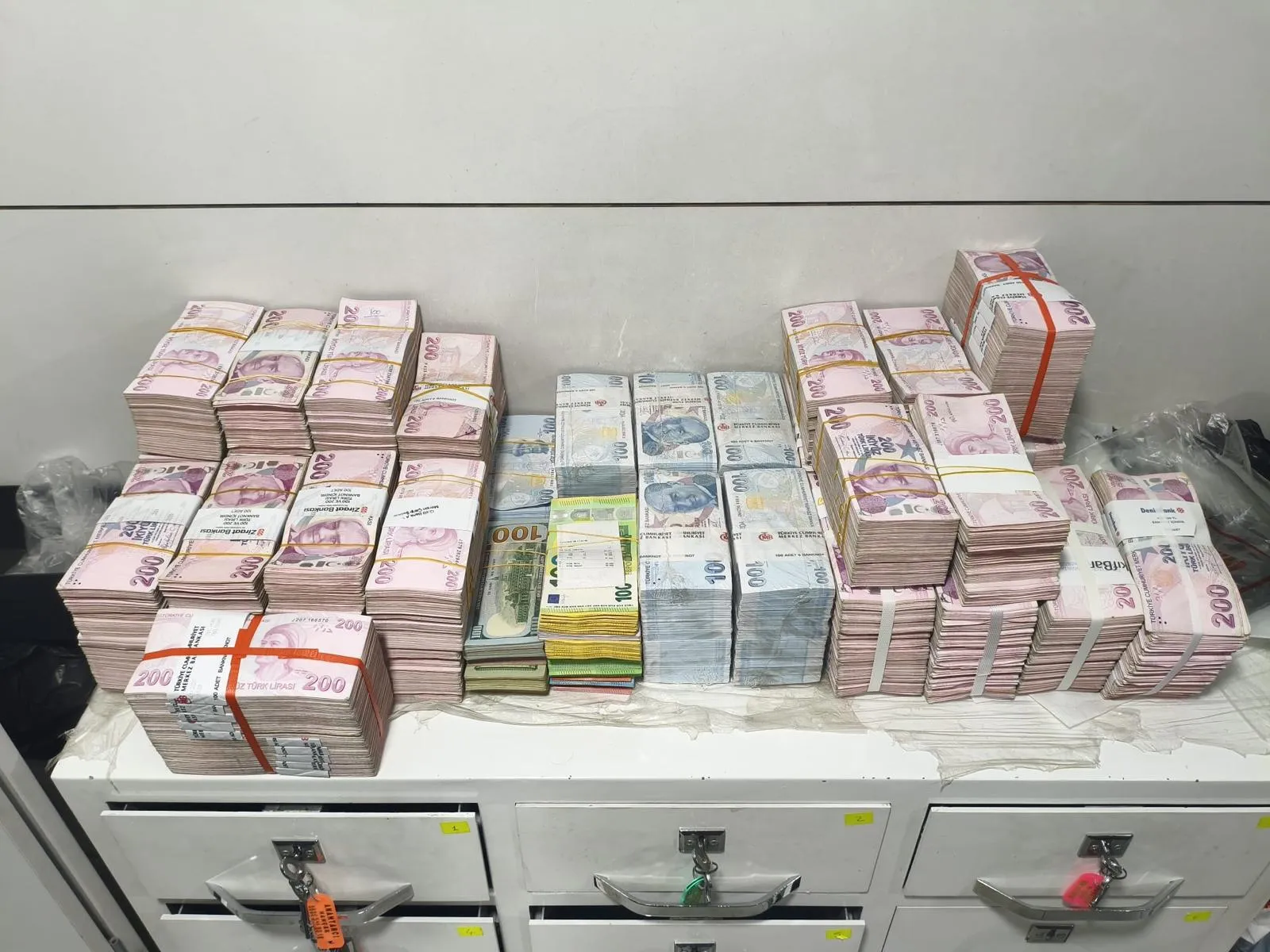 ‘3 milyar 700 milyonluk vurgun’