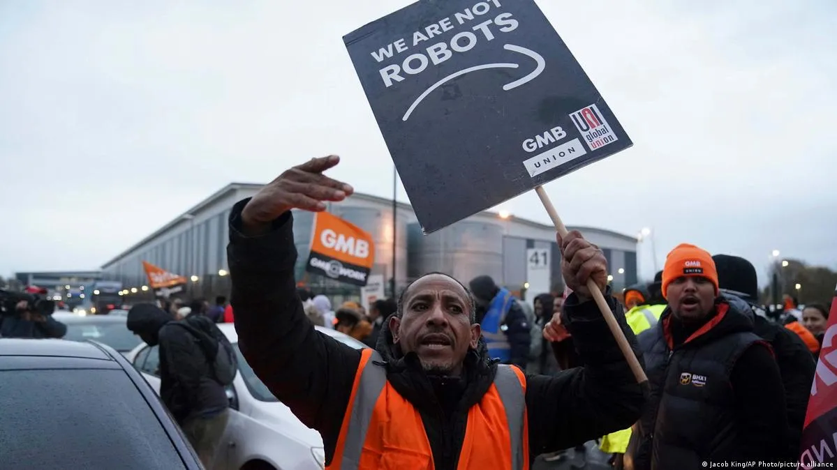 Kara Cuma’da Amazon’a grev ve protesto dalgası