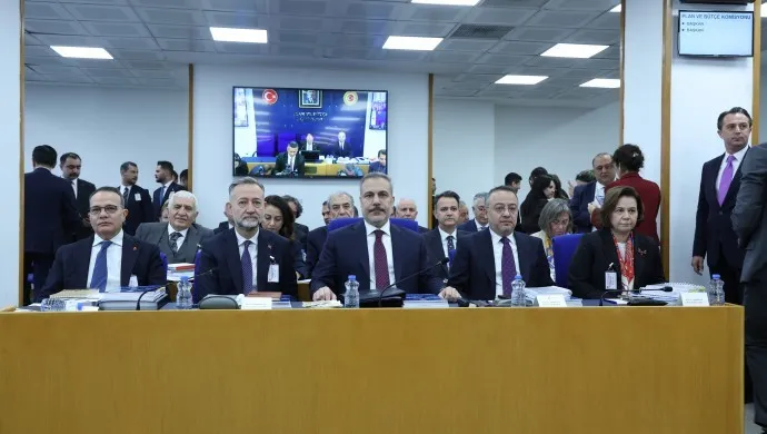DEM Partili Öztürk’ten Fidan’a: