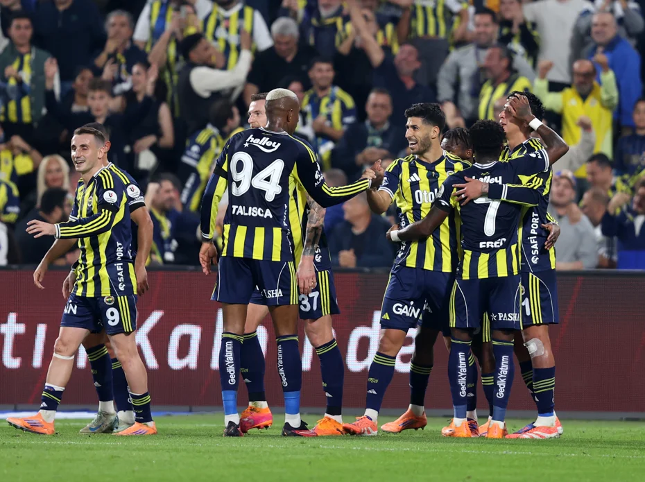 Zirvede çekişme büyüyor