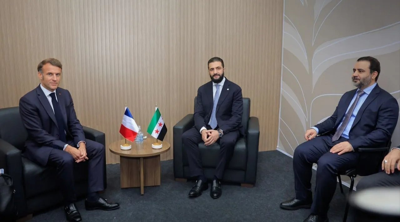 Macron Şara ile görüştü