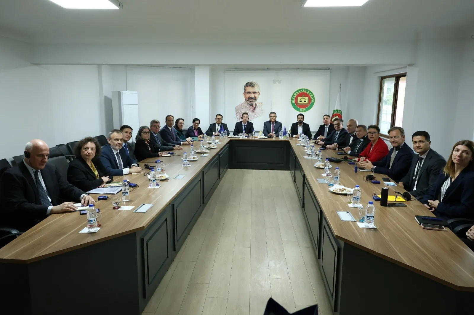 Büyükşehir Belediye Eşbaşkanlarıyla da görüştüler