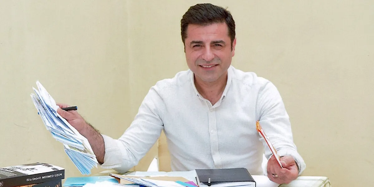 Duruşma ertelendi l