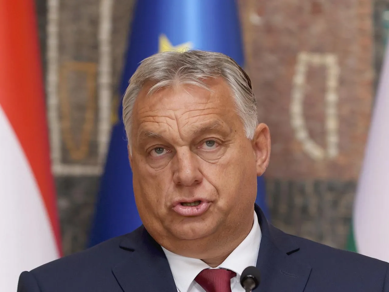 Ukrayna ve AB politikalarını sertleştirdi