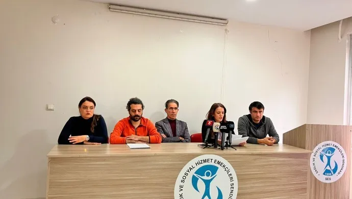 Toplumsal Sağlık İçin Barış çalıştayı — "Anadilde sağlık evrensel bir haktır" görseli