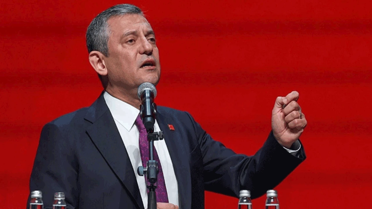 Özgür Özel belge paylaştı